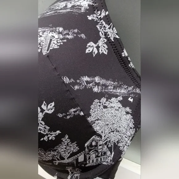 38F Black and White Graphic Print Bra - Picture 7 of 8